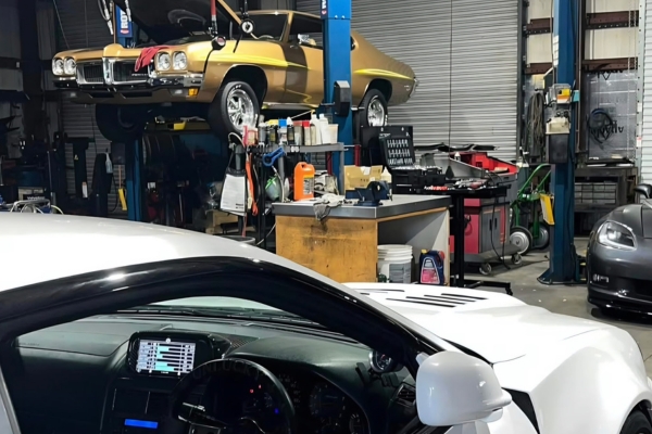 Image: Auto Repair Shop Winter Haven